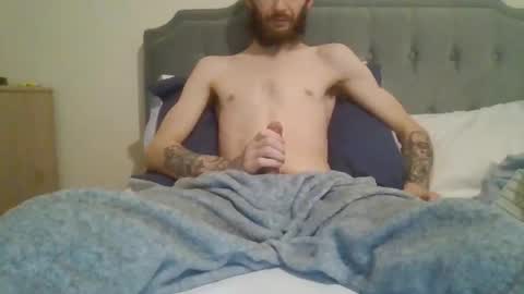 420feetloverr420 online show from January 8, 9:03 am