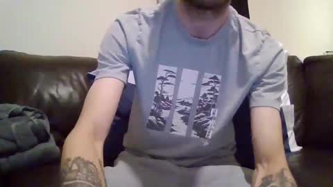 420feetloverr420 online show from October 9, 12:26 am