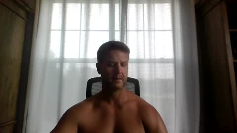 Snapshot of 45andfit chatting on September 29, 2:24 pm 45andfit online show from September 29, 2:24 pm