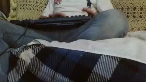 69sextoyboy69 online show from December 31, 12:46 pm