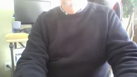 Snapshot of 72funguy71 chatting on December 5, 7:51 pm 72funguy71 online show from December 5, 7:51 pm