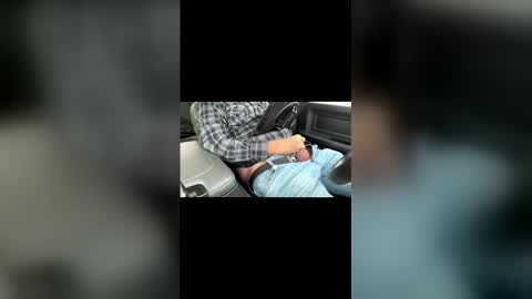 77bogusjim77 online show from December 15, 8:50 pm