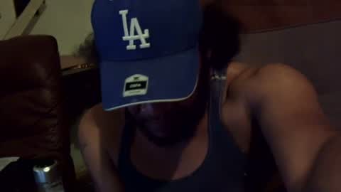 Snapshot of 7_pt_5_cut chatting on February 5, 11:02 am i apologize for not responding please know im not ignoring youim watching other cams and dont always think to check my chat online show from February 5, 11:02 am