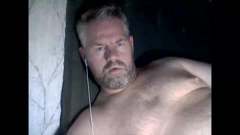 Snapshot of 81jonnyx chatting on October 20, 7:23 am 81jonnyx online show from October 20, 7:23 am