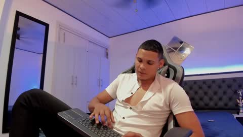 rick online show from December 18, 8:57 pm