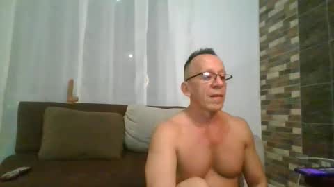 _axelking_ online show from February 22, 1:40 am