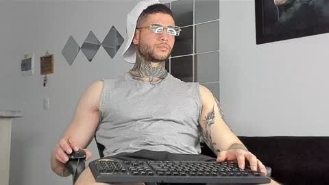 jeison online show from February 3, 10:00 pm