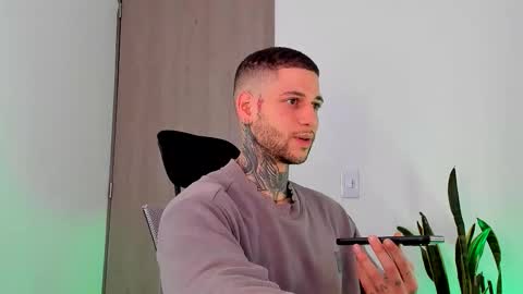 jeison online show from February 20, 1:46 pm