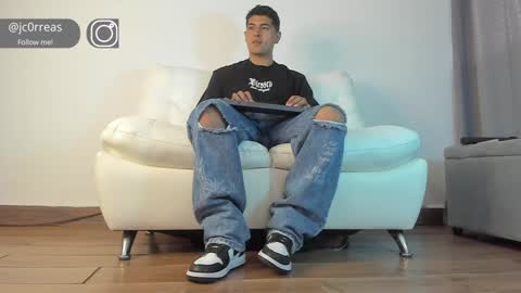 Snapshot of _juanes__ chatting on January 15, 6:29 pm _juanes__ online show from January 15, 6:29 pm