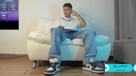 Snapshot of _juanes__ chatting on January 29, 10:32 pm _juanes__ online show from January 29, 10:32 pm