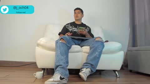 Snapshot of _juanes__ chatting on January 14, 4:08 pm _juanes__ online show from January 14, 4:08 pm