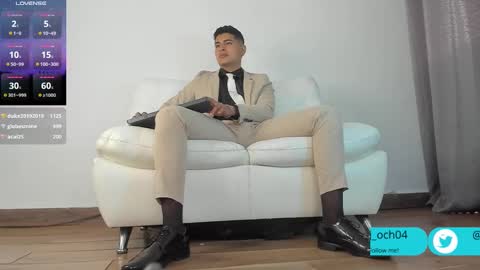 Snapshot of _juanes__ chatting on March 4, 3:37 pm _juanes__ online show from March 4, 3:37 pm