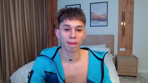 Snapshot of _kurt chatting on January 30, 6:54 pm Kurt online show from January 30, 6:54 pm