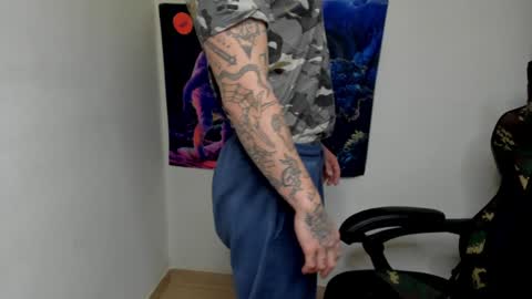 Layne online show from January 16, 9:08 pm