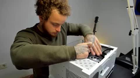 Layne online show from December 20, 10:55 am