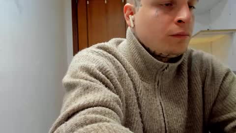 Layne online show from March 18, 2:20 pm