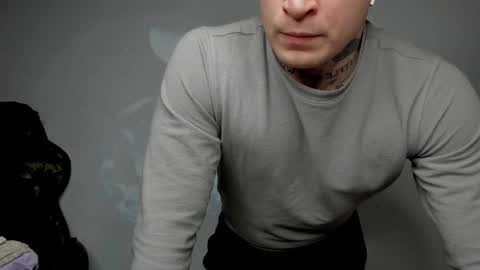 Layne online show from January 5, 3:53 am