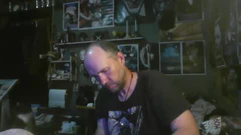 That guy online show from November 20, 3:06 am