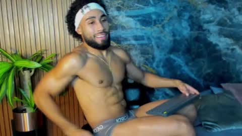 _luca_flame online show from October 17, 4:05 am