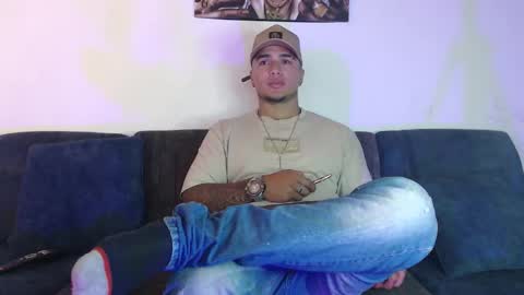 STIVEN online show from December 17, 6:09 am