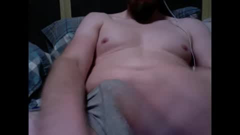 Snapshot of _maverick1985_ chatting on December 29, 11:50 pm _maverick1985_ online show from December 29, 11:50 pm