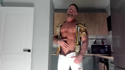 _miles19 online show from March 15, 7:42 pm