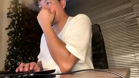 Snapshot of _mr_panda_ chatting on December 5, 4:53 am Panda  online show from December 5, 4:53 am