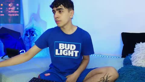 Nicolas online show from December 19, 9:01 pm