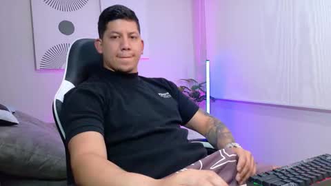 Roberto online show from February 22, 12:17 pm