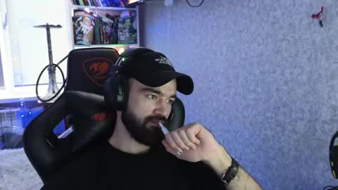 Ask me online show from December 3, 9:15 am