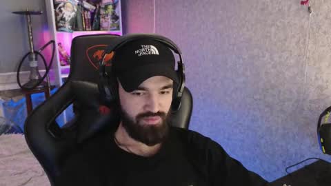 Ask me online show from December 5, 6:04 pm