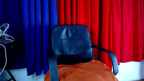 _skyleer_ online show from January 7, 12:15 am