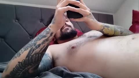 _smiley_bear27 online show from November 27, 5:33 am