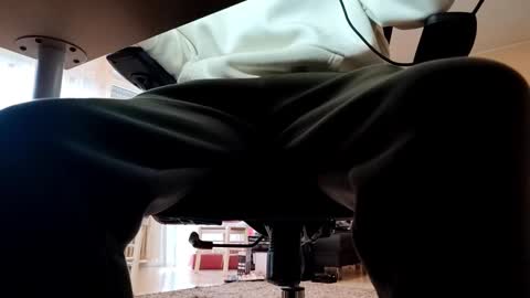 _spicymike_ online show from December 29, 9:06 am