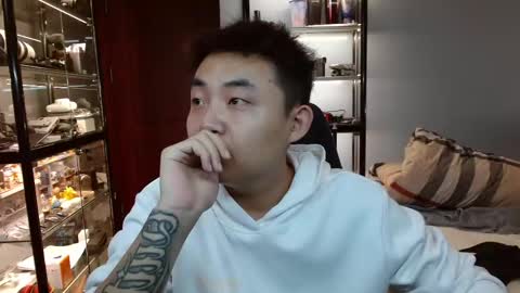 _tongge_ online show from December 4, 12:14 pm