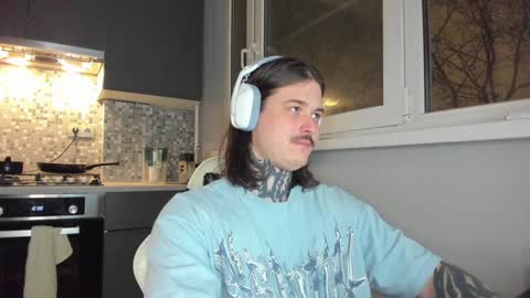 _torfin_ online show from January 11, 6:01 pm