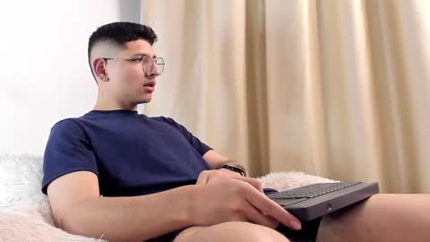 alejo online show from February 7, 4:16 am