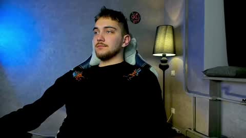 Alex online show from December 8, 10:52 am