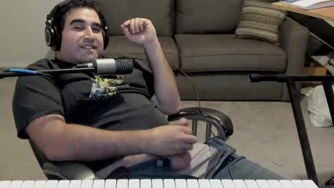 Aaron online show from February 21, 12:49 am