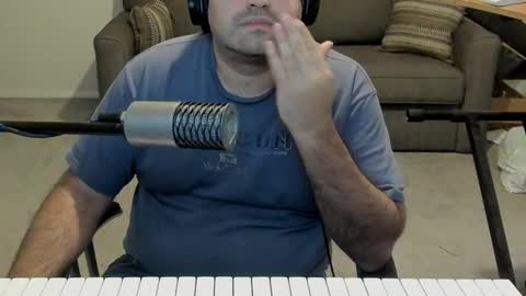 Aaron online show from February 21, 10:37 pm