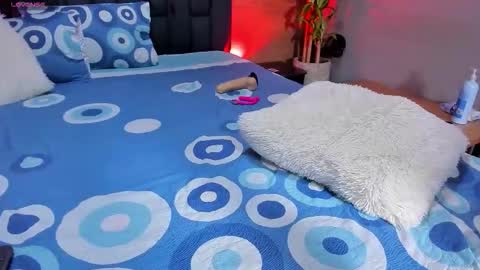 Aaron online show from March 12, 2:08 am