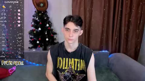 Aaron Bang online show from January 17, 5:21 am