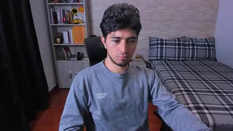 Aaron online show from November 16, 5:15 pm