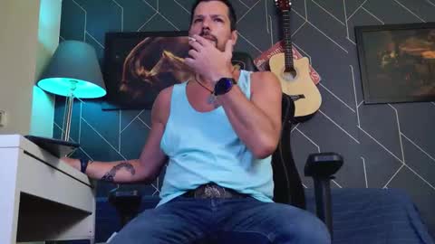 Aaron online show from February 18, 5:38 am