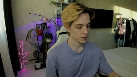 Nick online show from April 1, 1:41 pm