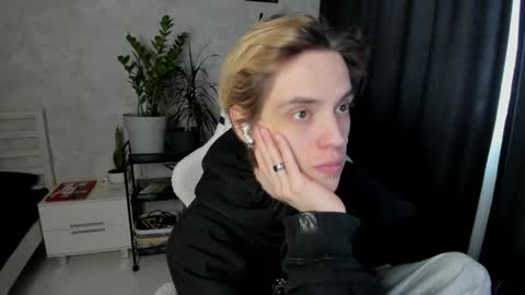 Nick online show from April 21, 8:53 am