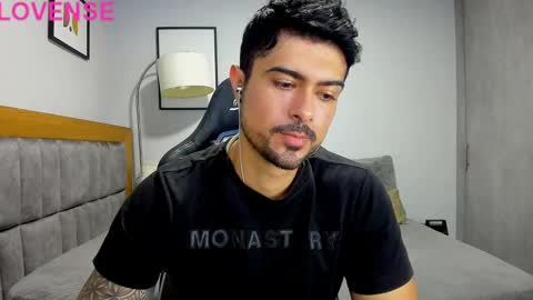 adam clarke online show from October 22, 12:35 am