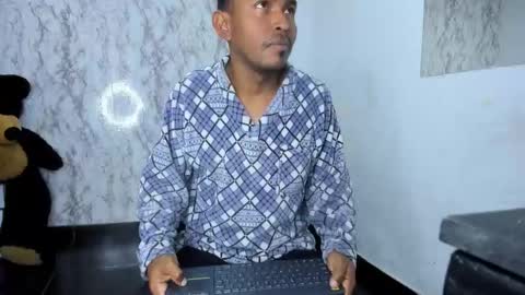 adam_morgan2 online show from February 16, 1:53 pm