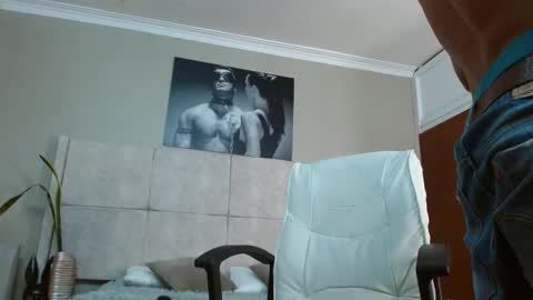 Snapshot of adam_piarse chatting on September 18, 3:52 am adam_piarse online show from September 18, 3:52 am