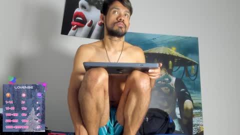 Snapshot of adam_x256 chatting on December 8, 7:05 am instagram  adam x256 online show from December 8, 7:05 am
